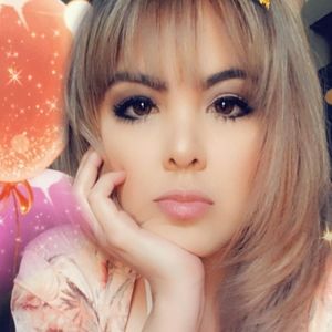 Meet your Posher, Iris